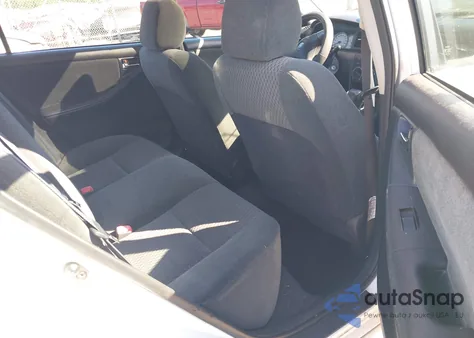 2008 Toyota Corolla S z USA, uszkodzony, nr VIN 2T1BR32E58C872135